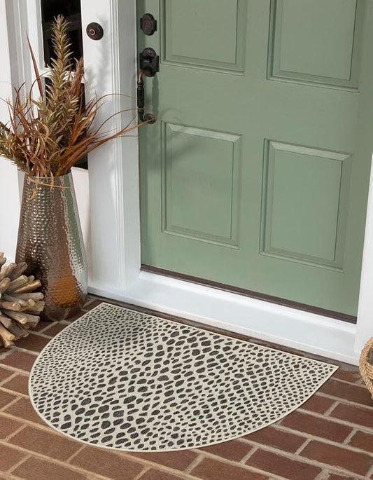 Jill Zarin Jill Zarin Outdoor Collection Area Rug - Cape Town (3' 1" x 6' 1" Hearth Black/Ivory)