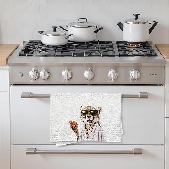 Leopard Hand Towels, Funky Cheetah Hand Towels for Bathroom, Trendy Cheetah Dorm Decor, Funny Leopard Bathroom Decor, 16x24 Inch