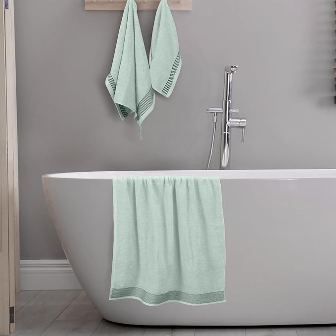 Belizzi Home Ultra Soft 3 Pack Cotton Towel Set, Contains a Bath Towel 28x55 inch, a Hand Towel 16x24 inch & a Wash Coth 12x12 inch, Ideal Everyday use, Compact & Lightweight -Sea Green