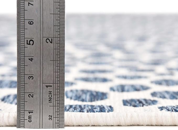 Unique Loom Outdoor Collection Area Rug - Cape Town (4' 1" Octagon, Blue/ Olive)