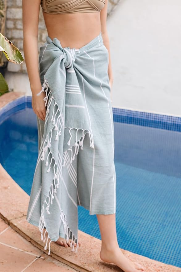 Madamelique Turkish Beach Towel with Beach Bag - 39 x 74 - Prewashed Beach Towels Oversized -%100Cotton - Quick Dry - Sand Free - Hand Loomed Turkish Bath Towels - Unique Absorbent Towel (Teal)