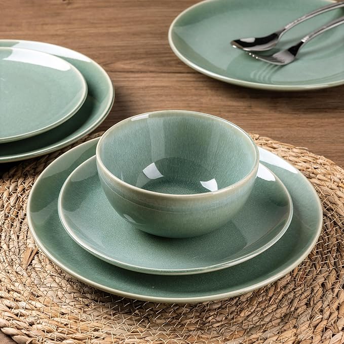GBHOME Ceramic Dinnerware Sets for 6, 18 Pieces Stoneware Plates and Bowls Sets, Reactive Glaze Dishes -Scratch Resistant, Dishwasher&Microwave Safe-Malachite Green