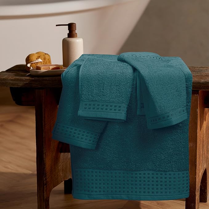 GLAMBURG Ultra Soft 3 Pack Cotton Towel Set, Contains a Bath Towel 28x55 inch, a Hand Towel 16x24 inch & a Wash Coth 12x12 inch, Ideal Everyday use, Compact & Lightweight - Teal