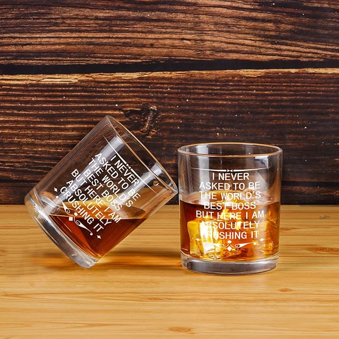 Futtumy The World's Best Boss Whiskey Glass 10 Oz, Boss Day Gifts for Him, Best Bosses Gifts for Men Man Male, Bosses Day Gift on National Bosses Day Christmas Birthday
