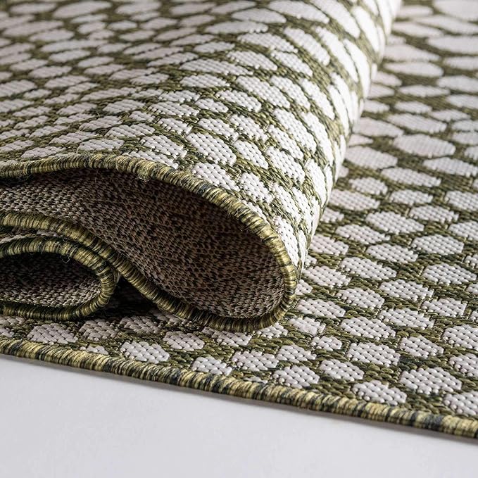 Unique Loom Outdoor Collection Area Rug - Cape Town (6' 1" x 9' Rectangle, Green/ Ivory)