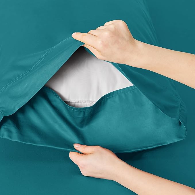 Bedsure Cooling Sheets Twin, Rayon Derived from Bamboo, Breathable & Soft Twin Sheets Set, Deep Pocket Up to 16 Inches, Hotel Luxury Silky Bedding for Hot Sleepers, Turquoise