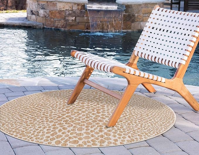Unique Loom Outdoor Collection Area Rug - Cape Town (6' 7' Round, Dark Beige/ Ivory)