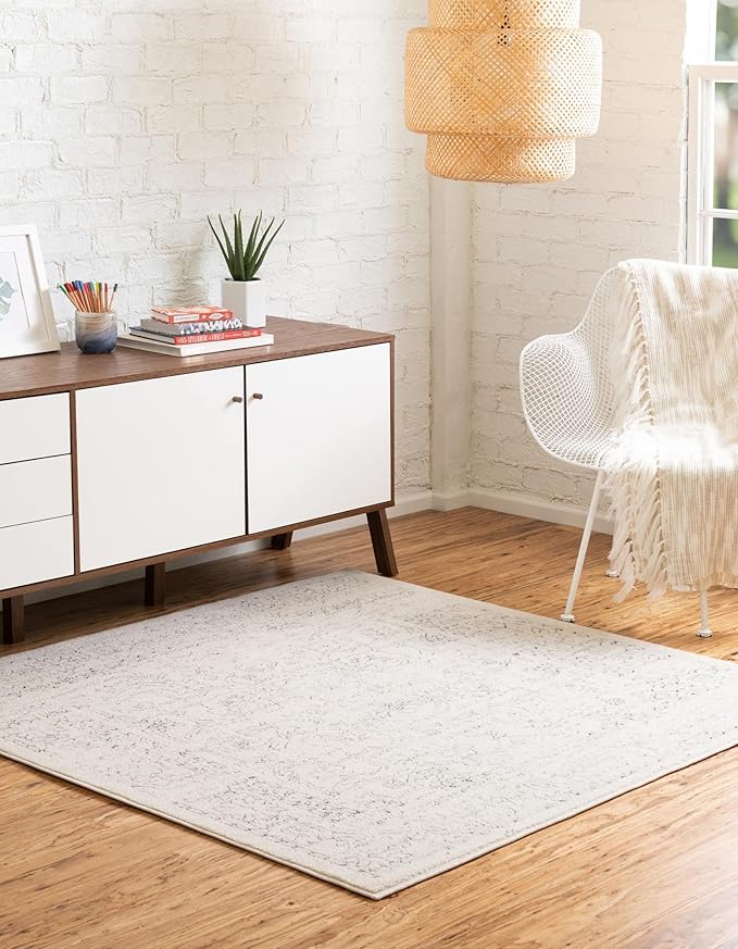 Unique Loom Isabella Collection Area Rug - Adjani (5' 1" Square, White/ Blue)