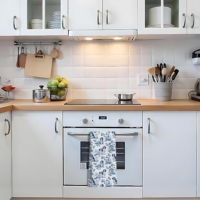 Chinoiserie Cavalier King Charles Spaniel Kitchen Towels, Cavalier Spaniel Gifts Decorative Dish Tea Towels, Blue and White Grandmillennial Dog Hand Towels for Kitchen Bathroom, 16x24 Inch