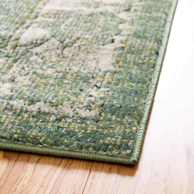Unique Loom Isabella Collection Area Rug - Adjani (5' 1" Square, Green/ Ivory)