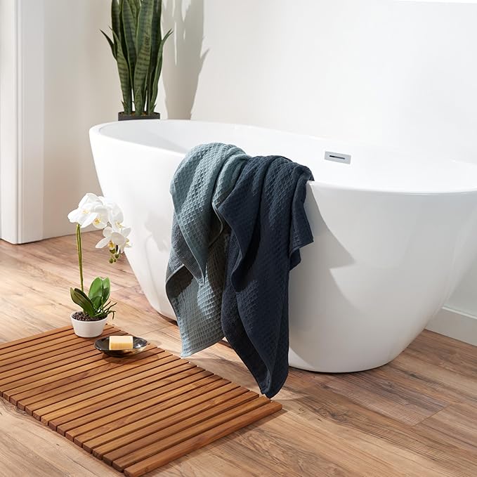 UCHINO Waffle Twist Cotton Weave Hand Towel for Bathroom Lightweight Absorbent Quick Dry Honeycomb Texture Solid Terry Loop Reverse 20" x 30", 1 Hand Towel, Ebony