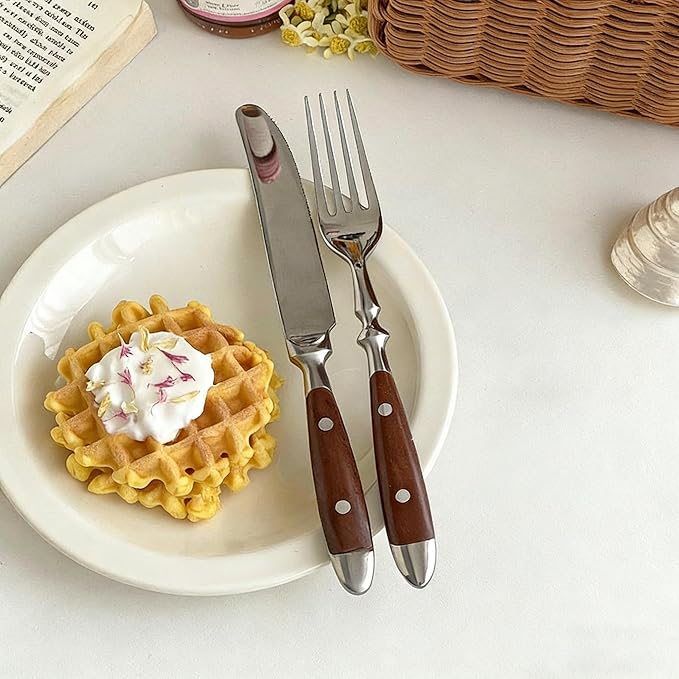 Silverware Set for 4 Classic 20 Piece Flatware Set Elegant 18/10 Stainless Steel Western Cutlery Delicate Utensils for Home Dishwasher Safe Mirror Polished