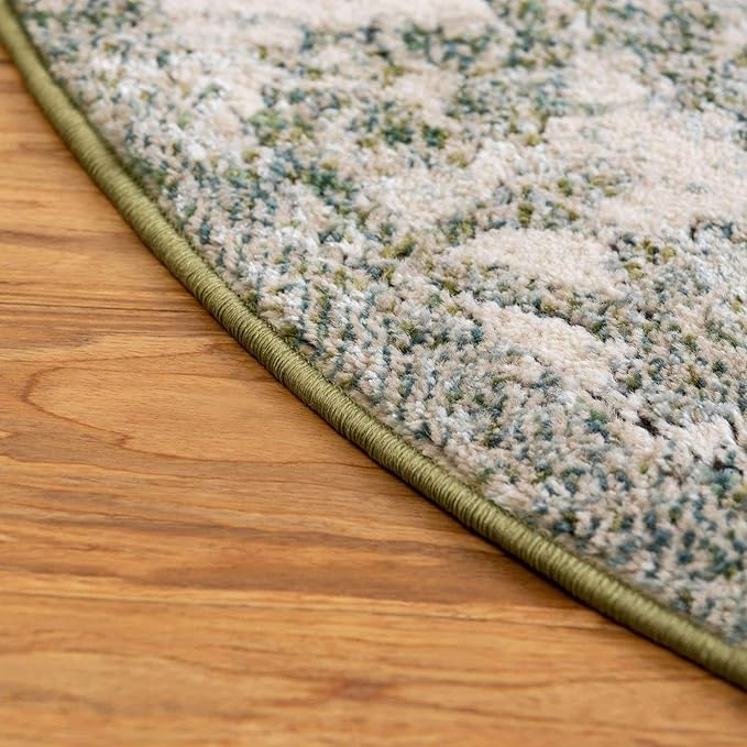 Unique Loom Isabella Collection Area Rug - Adjani (3' 3" Round, Green/ Ivory)