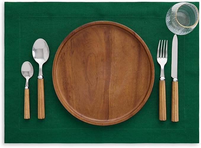 Solino Home Linen Placemats Set of 4 - Green Placemats 14 x 19 Inch - 100% Pure Linen Table Place Mats - Fete