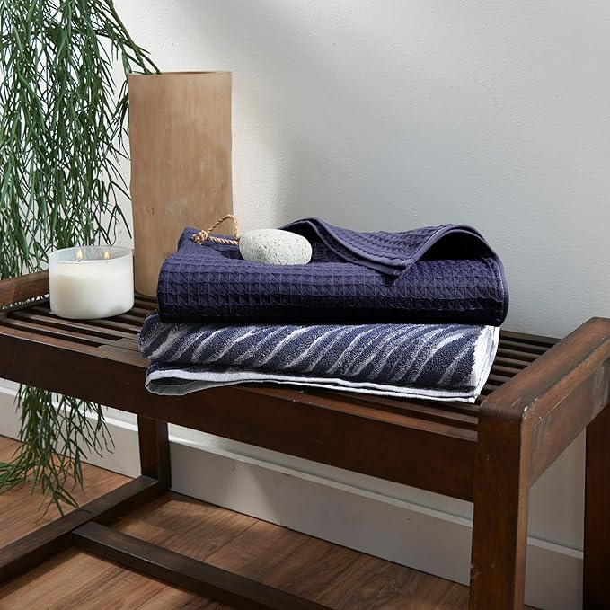 UCHINO Waffle Twist Cotton Weave Bath Towel for Bathroom Lightweight Absorbent Quick Dry Honeycomb Texture Solid Terry Loop Reverse 30" x 60", 1 Bath Towel, Indigo