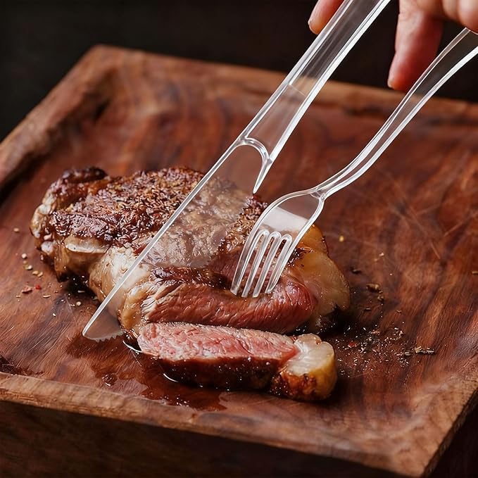 300 Count Clear Plastic Knives Disposable, Heavyweight Cutlery Sets Solid and Durable Plastic Silverware Utensils for Parties, Events and Everyday Use (Knives)