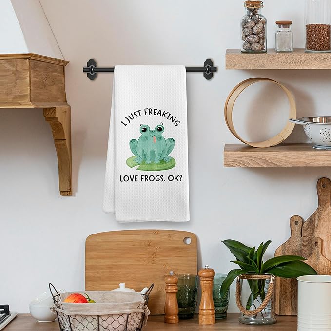 Funny Frog Kitchen Towels Gifts for Women, Frog Bathroom Decor Decorations for Home, Cute Kids I Just Freaking Love Frogs Decor Dish Hand Tea Towels Stuff for Bathroom Kitchen, 16x24 Inches