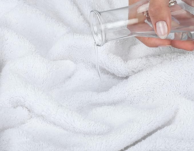 American Soft Linen 35x70 Jumbo Large Bath Towels, 600 GSM 100% Cotton Turkish Bath Sheet, Oversized Luxury Bath Towels for Bathroom Beach and Pool, White