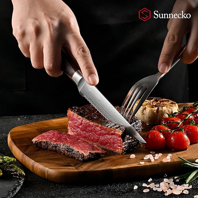 Sunnecko Razor-Sharp Steak Knives Set of 4,Premium Stainless Steel Serrated Steak Knife Set,Pakkawood Handle 4.5 Inch Kitchen Steak Knife with Gift Box