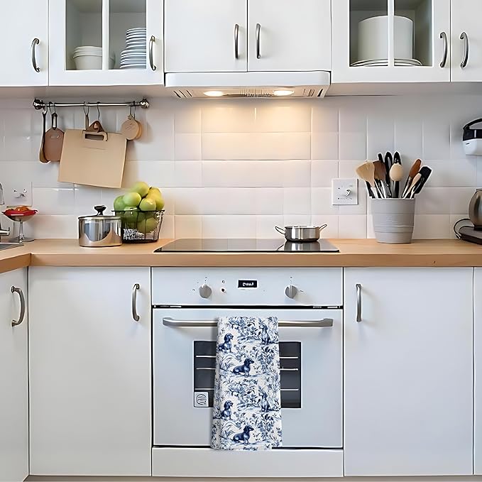 Chinoiserie Dachshund Kitchen Towels, Dachshund Gifts Decorative Dish Tea Towels, Blue and White Floral Botanical Grandmillennial Weiner Dog Hand Towels for Kitchen Bathroom, 16x24 Inch