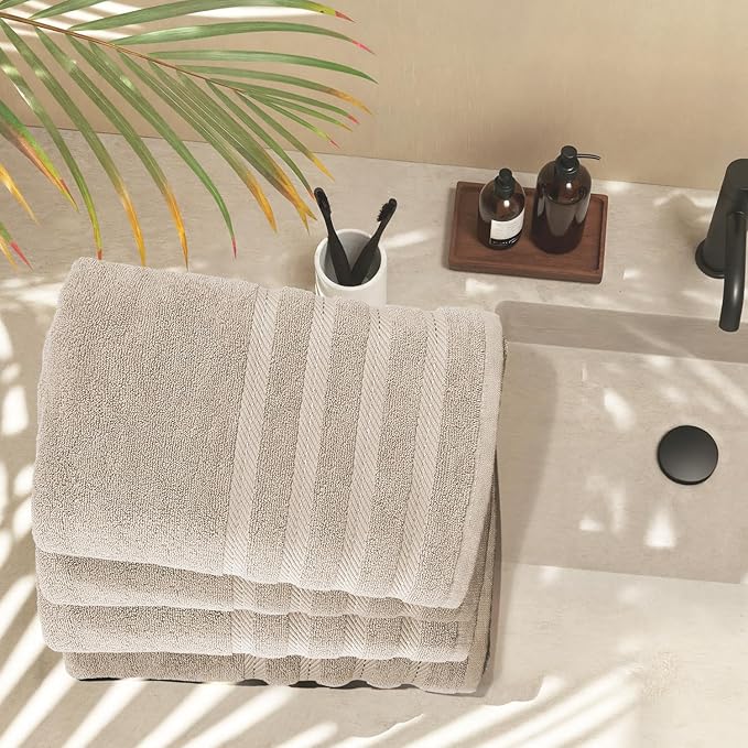 Hearth & Harbor Bath Towels for Bathroom - 100% Ring Spun Cotton Luxury Bathroom Towels - Soft & Highly Absorbent 4 Bath Towels, Cream