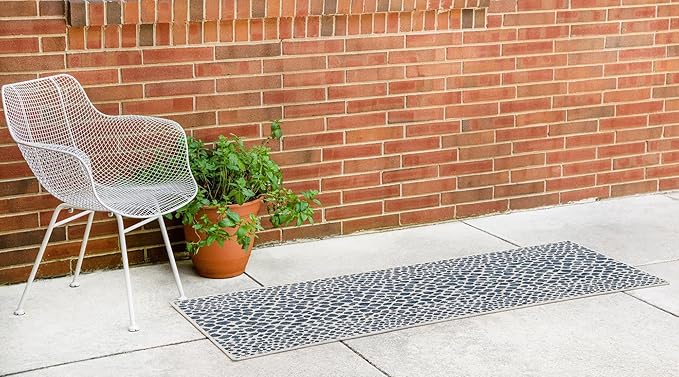 Unique Loom Outdoor Collection Area Rug - Cape Town (2' 7" x 10' Runner, Blue/ Olive)