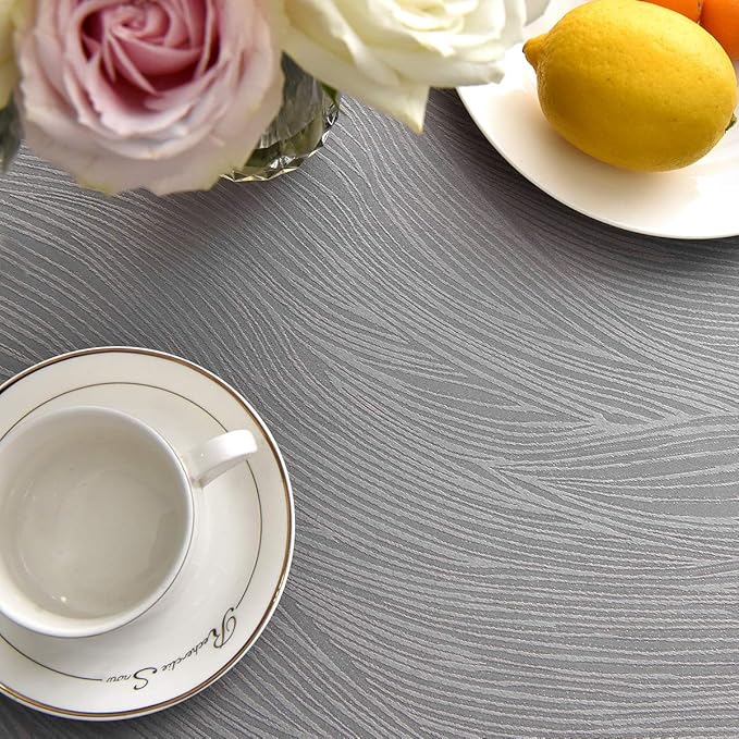 maxmill Jacquard Round Table Cloth Swirl Pattern Waterproof Antiwrinkle Heavy Weight Soft Tablecloths for Circular Table Cover and Kitchen Dinning Tabletop Decoration Round 70 Inch Light Gray