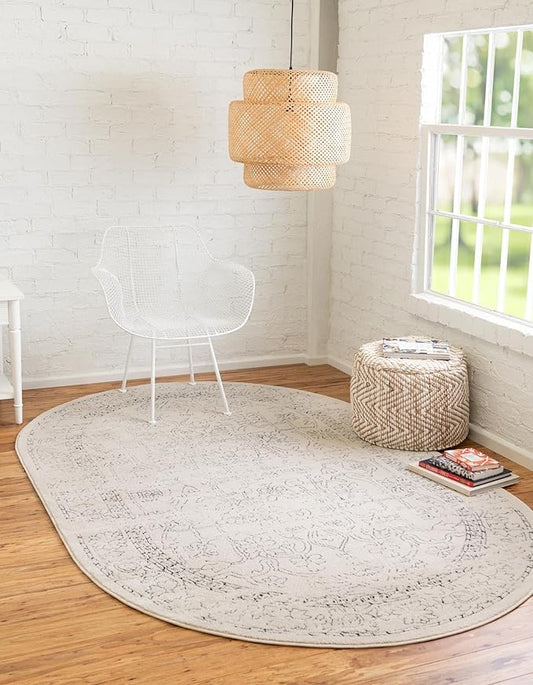 Unique Loom Isabella Collection Area Rug - Adjani (5' 1" x 8' Oval, White/ Blue)