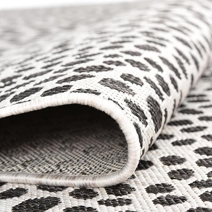 Unique Loom Outdoor Collection Area Rug - Cape Town (2' x 8' Runner, Black/ Ivory)