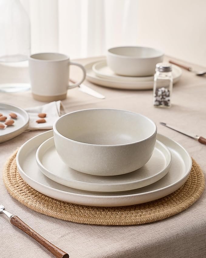 Famiware Milkyway Stoneware Dinnerware Sets with Mugs, Service for 4 (16 Pieces), Reactive Glaze Plates and Bowls Sets, Microwave and Dishwasher Safe Dishes Set, Matte Beige White