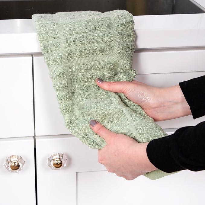 All-Clad Solid & Coordinate Kitchen Towels: Highly Absorbent, Super Soft Long Lasting 100% Cotton, 17" x 30" Tea Towels for Cleaning & Drying Dishes, Pans, Glassware, Countertops, 4-Pack, Fennel