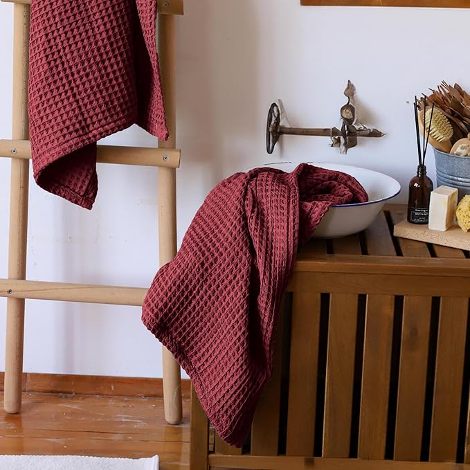 2-Piece Waffle Towels Set for Bathroom Dark Red - Soft 100% Turkish Cotton Quick-Dry Lint-Free Waffle Weave Thin Bath and Hand Towels (Dark Red, Set of 2 Mix Towels)