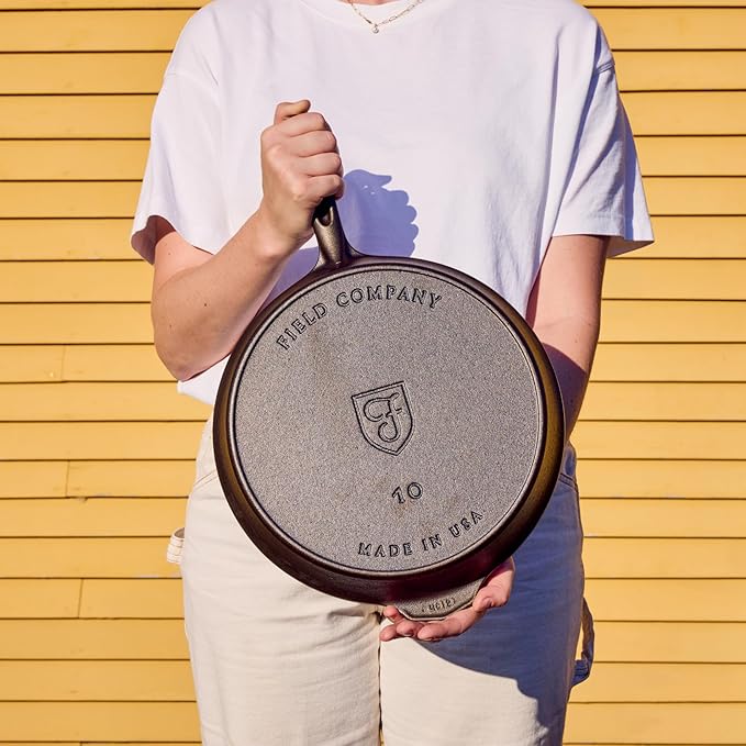 Field Company 11.63-Inch Cast Iron Skillet – Large, Lightweight & Smooth, Made in USA, Pre-seasoned with Organic Oil – Ideal for 4+ Servings (No.10)