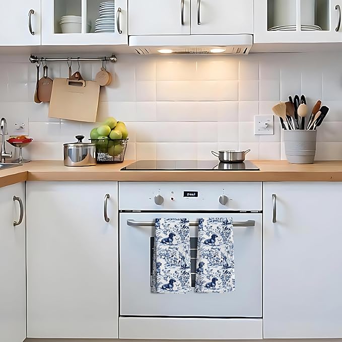 Chinoiserie Dachshund Kitchen Towels, Blue and White Floral Botanical Dachshund Decorative Dish Tea Towels Set of 2, Grandmillennial Weiner Dog Hand Towels for Kitchen Bathroom, 16x24 Inch