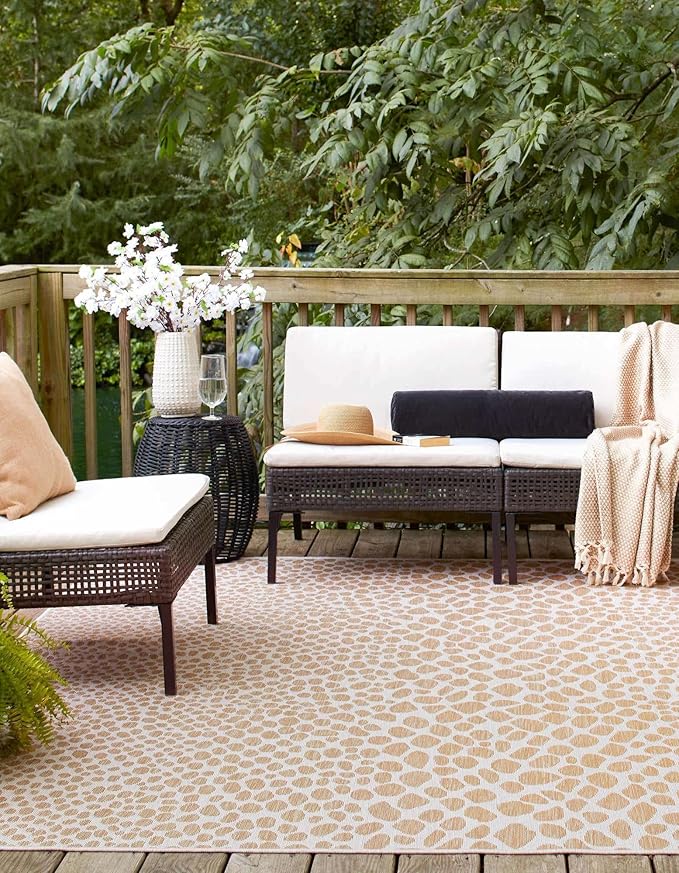 Unique Loom Jill Zarin Jill Zarin Outdoor Collection Area Rug - Cape Town (10' 8" Square, Dark Beige/Ivory)