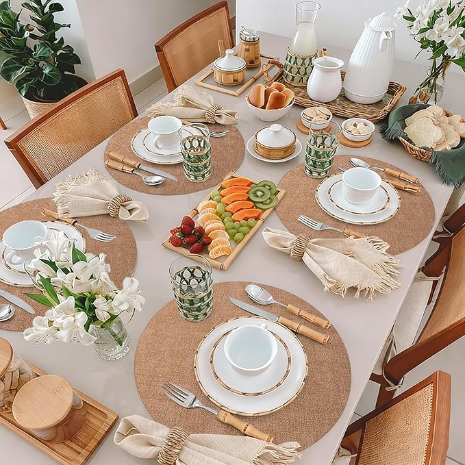 Maxpearl Round Placemats Set of 6, 13.8 inch Faux Leather Heat Resistant Table Mats, Non Slip Waterproof Wipeable Place Mats for Kitchen Dining Holiday Party Table Settings, Brown