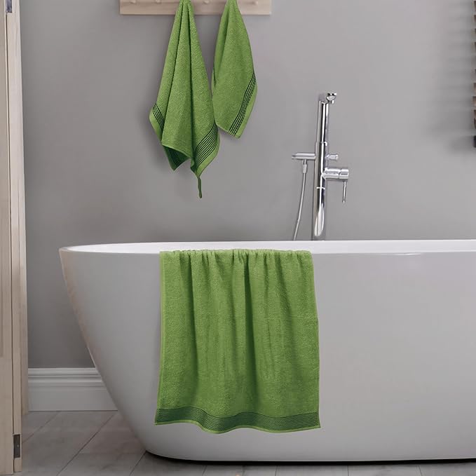 Belizzi Home Ultra Soft 3 Pack Cotton Towel Set, Contains a Bath Towel 28x55 inch, a Hand Towel 16x24 inch & a Wash Coth 12x12 inch, Ideal Everyday use, Compact & Lightweight -Kiwi Green