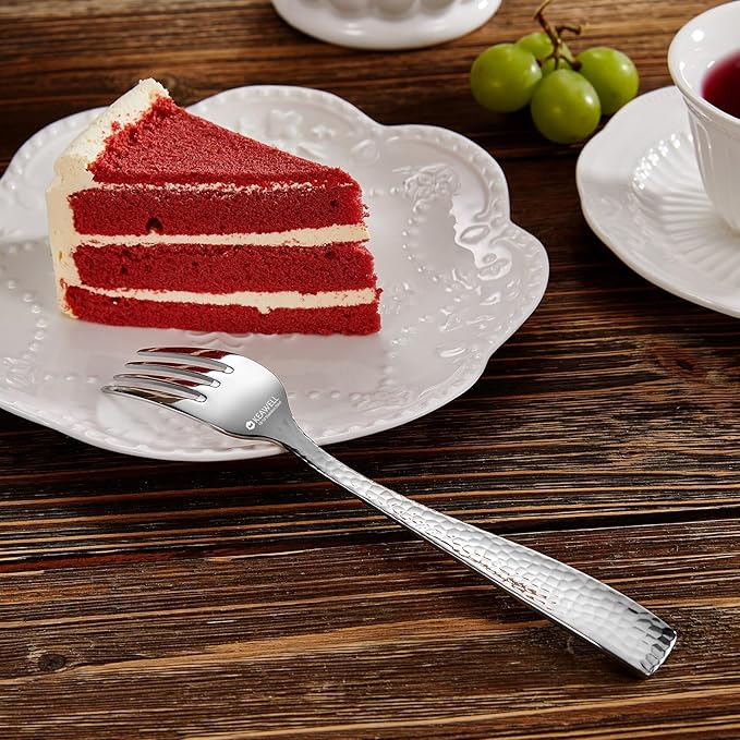 KEAWELL Premium 4-Piece 7.6" Louis Hammered Salad Fork Set, 18/10 Stainless Steel, Squared Edge with Smooth Rounded Edges for Comfort, Dishwasher Safe (4, 7.6" Salad Fork)