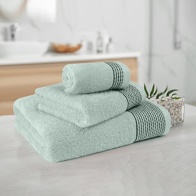 Belizzi Home Ultra Soft 3 Pack Cotton Towel Set, Contains a Bath Towel 28x55 inch, a Hand Towel 16x24 inch & a Wash Coth 12x12 inch, Ideal Everyday use, Compact & Lightweight -Sea Green