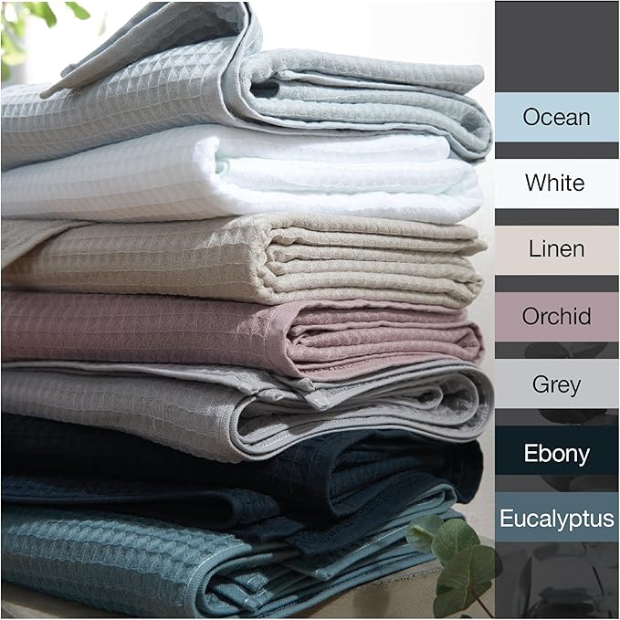 UCHINO Waffle Twist Cotton Weave Washcloth Towel for Bathroom Lightweight Absorbent Quick Dry Honeycomb Texture Solid Terry Loop Reverse 13" x 13", 1 Wash Cloth, Indigo