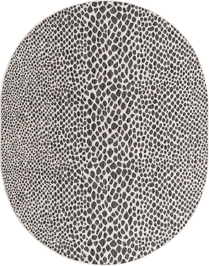 Unique Loom Outdoor Collection Area Rug - Cape Town (7' 10' x 10' Oval, Black/ Ivory)