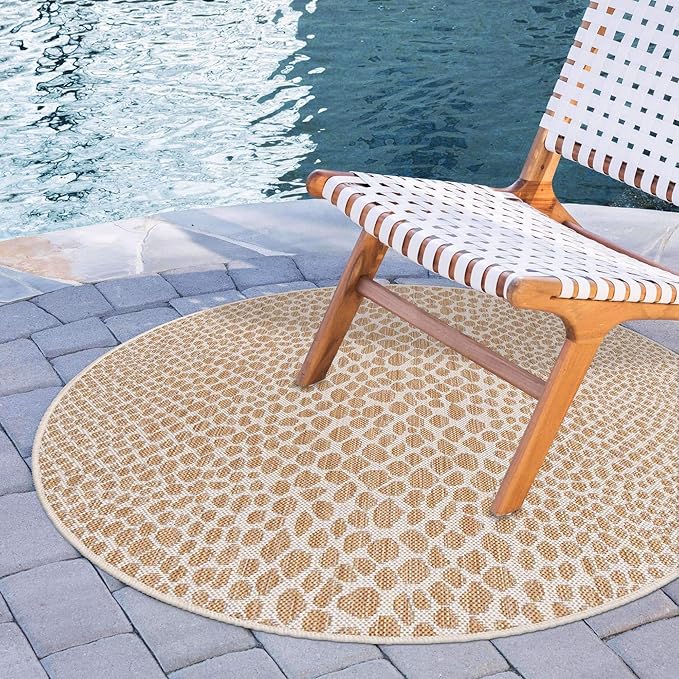 Unique Loom Outdoor Collection Area Rug - Cape Town (6' 7' Round, Dark Beige/ Ivory)
