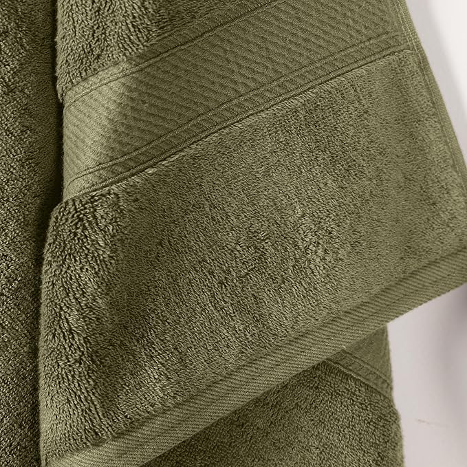 Superior Egyptian Cotton Pile Bath Towel Set of 2, Ultra Soft Luxury Towels, Thick Plush Essentials, Absorbent Heavyweight, Guest Bath, Hotel, Spa, Home Bathroom, Shower Basics, Forest Green