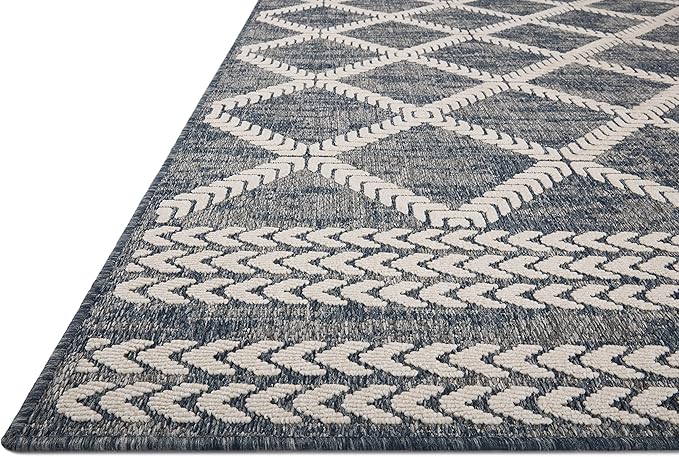 Loloi Rainier Collection RAI-05 Denim/Ivory 3'-11" x 5'-11" Accent Rug