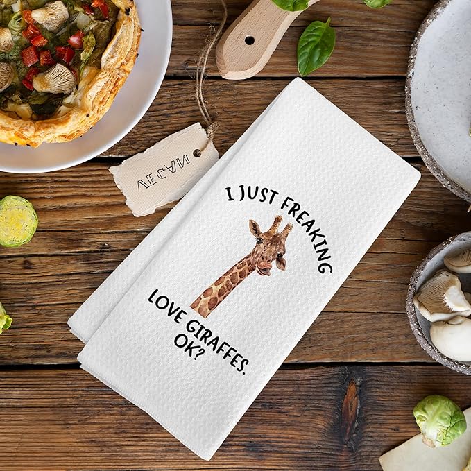 Funny Giraffe Kitchen Towels Gifts, Woodsy Giraffe Cabin Bathroom Decor for Home, Cute I Just Freaking Love Giraffes Decor Dish Hand Tea Towels for Bathroom Kitchen, 16x24 Inches