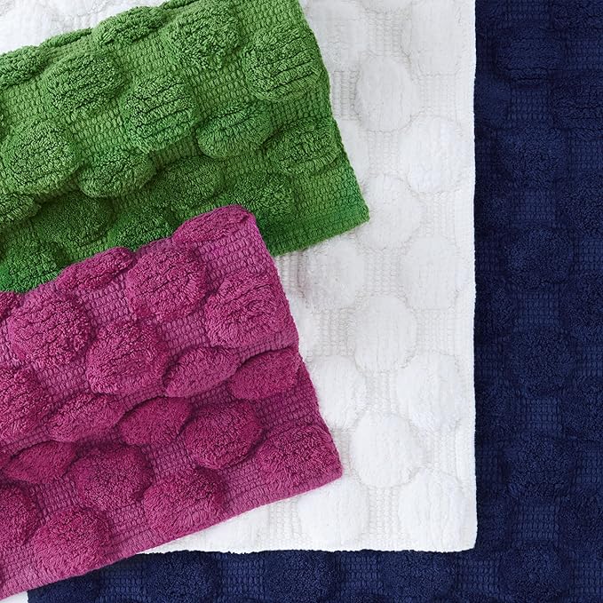 Kate Spade New York Dotted Woven Bath Rug, 21 in x 34 in, Absorbent Bath Mat, Slip Resistant, Made from 100% Cotton, Machine Washable, Green