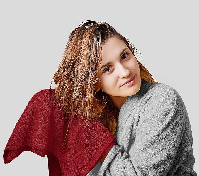 Utopia Towels 8 Piece Luxury Towel Set – Majestic Plush, Super Absorbent & Quicker-to-Dry, Thick 100% Ring Spun Cotton Towels for Bathroom, Spa & Hotel – 2 Bath, 2 Hand, 4 Washcloths,Red