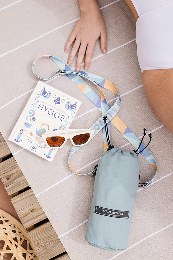 Madamelique Turkish Beach Towel with Beach Bag - 39 x 74 - Prewashed Beach Towels Oversized -%100Cotton - Quick Dry - Sand Free - Hand Loomed Turkish Bath Towels - Unique Absorbent Towel (Beige)