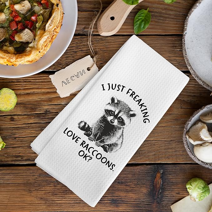 Funny Raccoon Kitchen Towels Gifts for Women, Woodsy Animals Raccoon Bathroom Decor, Cute I Just Freaking Love Raccoons Decor Dish Hand Tea Towels for Bathroom Kitchen, 16x24 Inches
