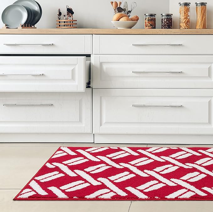 Nautica – Runner Rug | Indoor Runners for Hallways and Entry Rugs| Non-Slip and Non-Skid Entry and Kitchen Door Mat| Machine Washable Entryway Carpet Rugs | 26” x 45” | Chain Red
